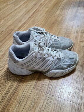 K‑Swiss White Athletic Shoes